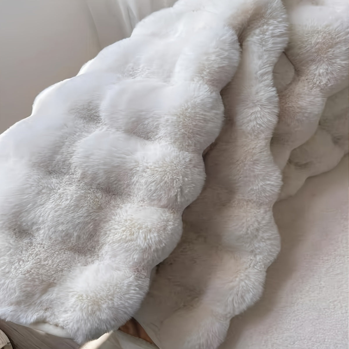 Cloud Comfort Round Rug | Soft Bubble Texture