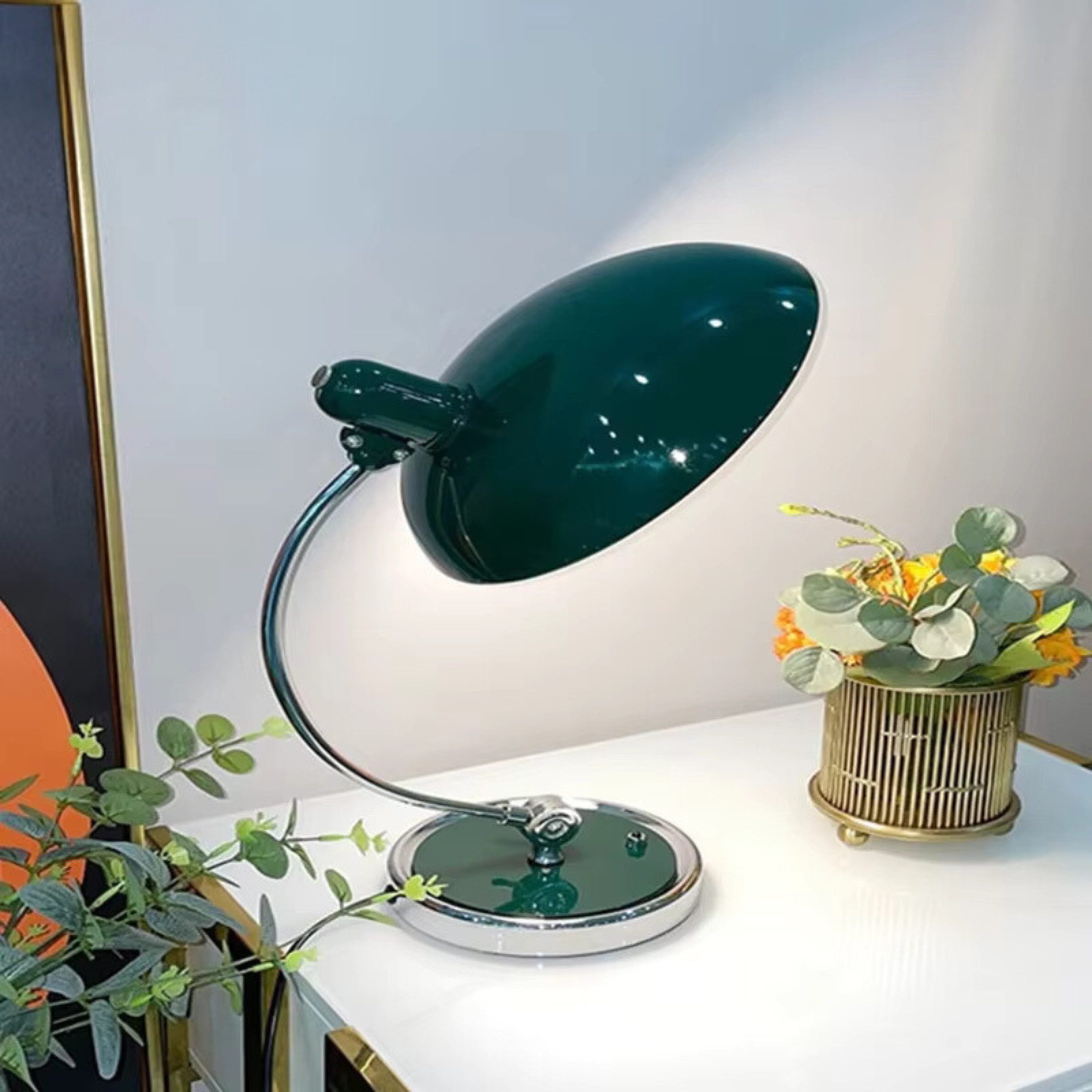ScandiArc | Curved Metal Table Lamp | Bauhaus-Inspired Design