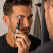 Precision Facial Hair Trimmer | Travel Kit