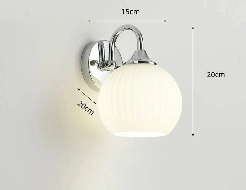 Quashion | Chrome Wall Light | Modern Minimalist Design
