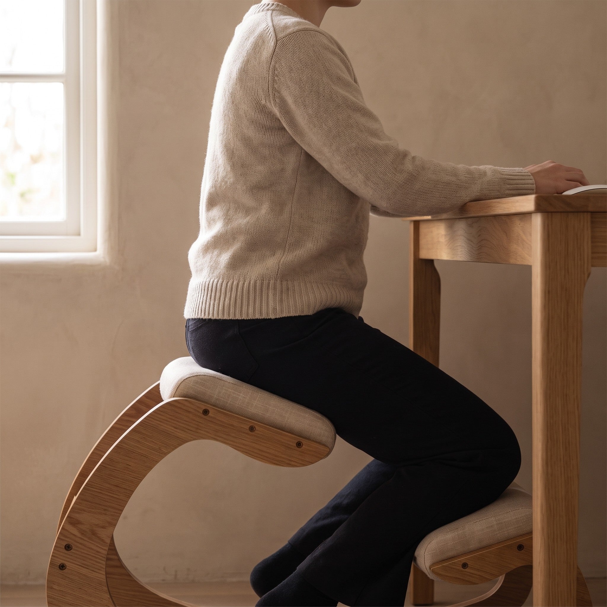 kneelingchairseatedside.jpg
